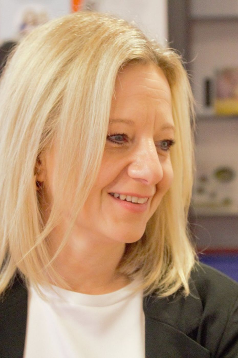 Portrait einer blonden Frau