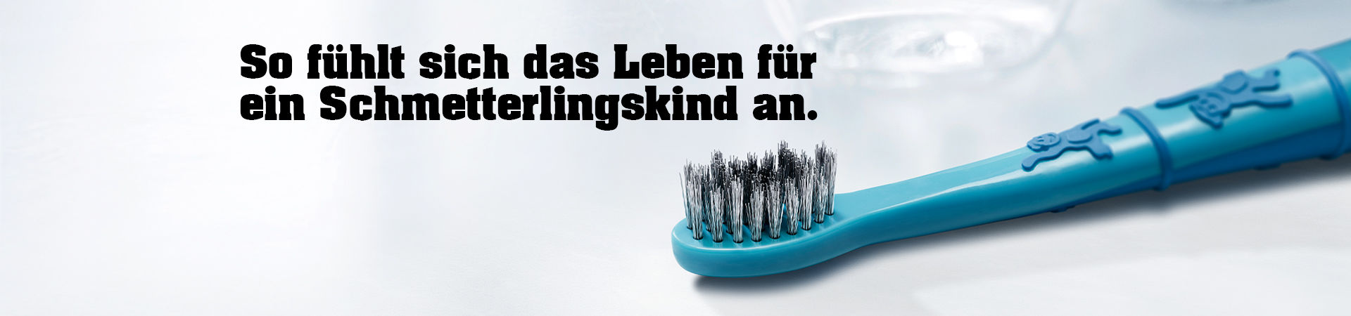 Kinderzahnbürste mit Metallborsten