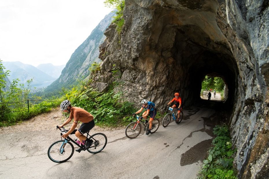 MTB-FahrerInnen auf der Strecke der Salzkammergut Trophy